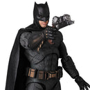 Action Figure  Batman Bruce Wayne Mafex 056